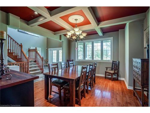 108 Sunnyridge Road, Ancaster, ON - Indoor Photo Showing Dining Room