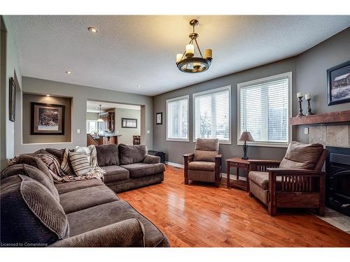 108 Sunnyridge Road, Ancaster, ON - Indoor Photo Showing Living Room With Fireplace