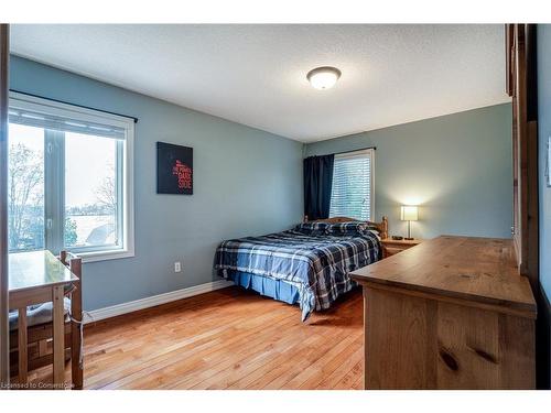 108 Sunnyridge Road, Ancaster, ON - Indoor Photo Showing Bedroom