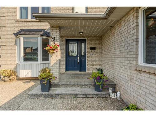 113 Valera Drive, Stoney Creek, ON - Outdoor