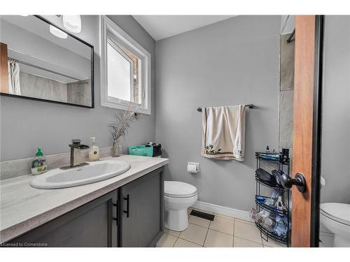 113 Valera Drive, Stoney Creek, ON - Indoor Photo Showing Bathroom