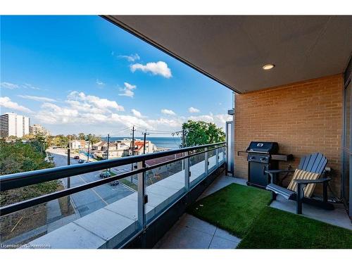 304-2060 Lakeshore Road, Burlington, ON - Outdoor With Balcony With Exterior