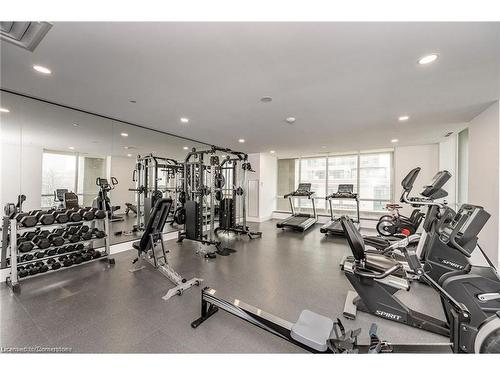 304-2060 Lakeshore Road, Burlington, ON - Indoor Photo Showing Gym Room