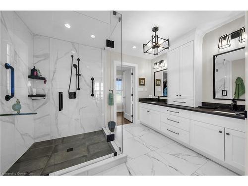 9230 South Chippawa Road, West Lincoln, ON - Indoor Photo Showing Bathroom