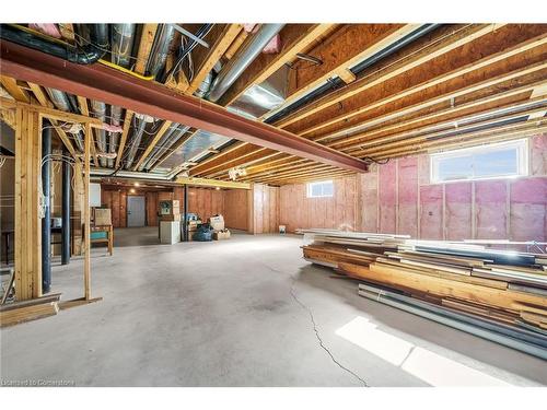 9230 South Chippawa Road, West Lincoln, ON - Indoor Photo Showing Basement