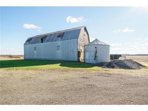 9230 South Chippawa Road, West Lincoln, ON - Outdoor