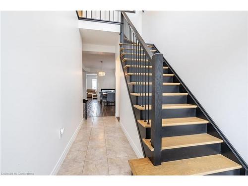 19 Hazelton Avenue, Hamilton, ON - Indoor Photo Showing Other Room