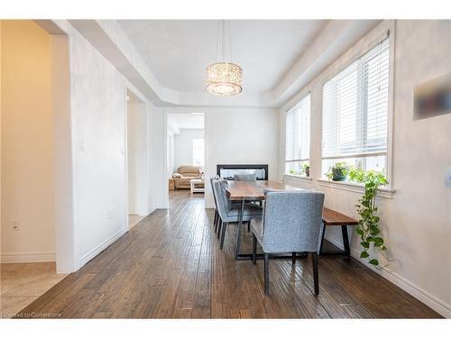 19 Hazelton Avenue, Hamilton, ON - Indoor Photo Showing Dining Room