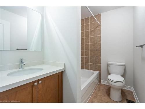 52 Browview Drive, Hamilton, ON - Indoor Photo Showing Bathroom