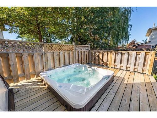 385 Kerman Avenue, Grimsby, ON - Outdoor With Deck Patio Veranda