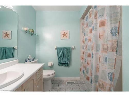 31-10 Cadham Boulevard, Hamilton, ON - Indoor Photo Showing Bathroom