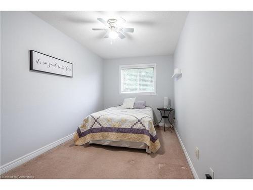 31-10 Cadham Boulevard, Hamilton, ON - Indoor Photo Showing Bedroom