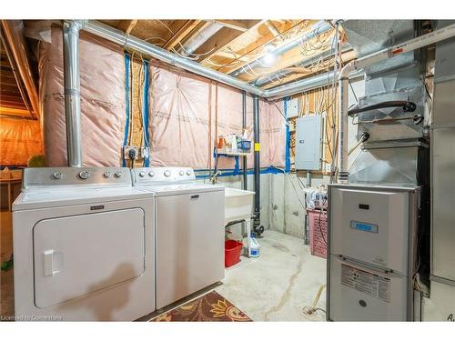 31-10 Cadham Boulevard, Hamilton, ON - Indoor Photo Showing Laundry Room