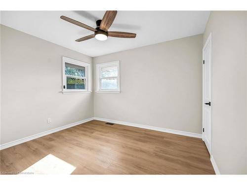 6 Grandfield Street, Hamilton, ON - Indoor Photo Showing Other Room