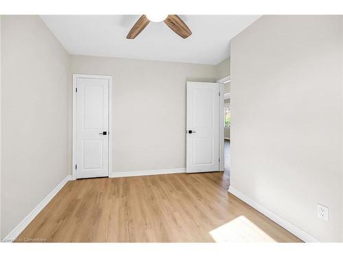 6 Grandfield Street, Hamilton, ON - Indoor Photo Showing Other Room