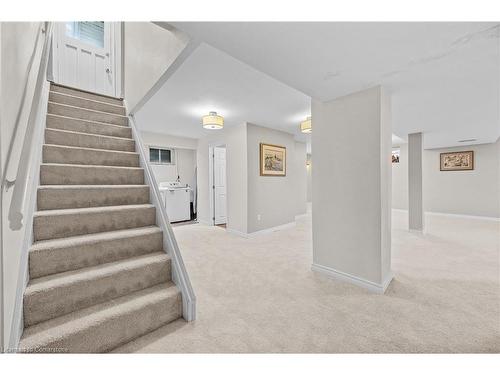 375 Clarendon Drive, Ancaster, ON - Indoor Photo Showing Other Room