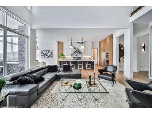 2284 Side 1 Road, Burlington, ON - Indoor Photo Showing Living Room