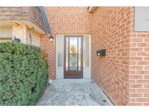 8-4192 Longmoor Drive, Burlington, ON - Outdoor With Exterior