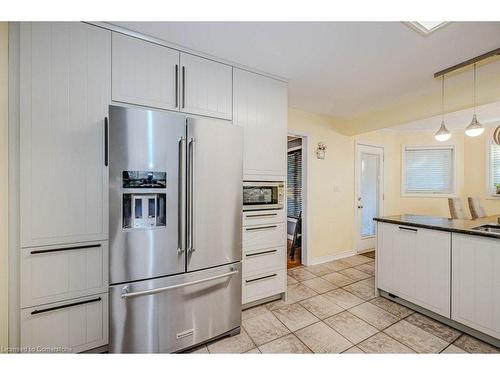 2378 Headon Road, Burlington, ON - Indoor Photo Showing Kitchen With Stainless Steel Kitchen