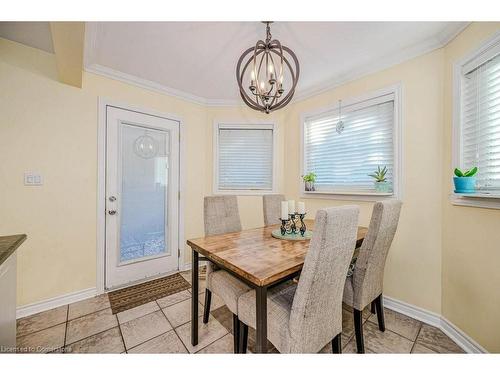 2378 Headon Road, Burlington, ON - Indoor Photo Showing Dining Room