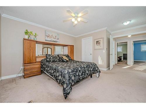 2378 Headon Road, Burlington, ON - Indoor Photo Showing Bedroom