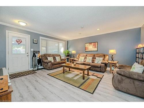 2378 Headon Road, Burlington, ON - Indoor Photo Showing Living Room