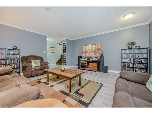 2378 Headon Road, Burlington, ON - Indoor Photo Showing Living Room