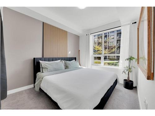 141-5055 Greenlane Road, Beamsville, ON - Indoor Photo Showing Bedroom