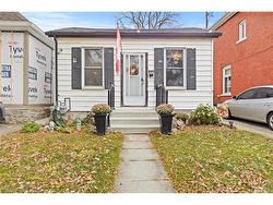 94 Canada Street  Hamilton, ON L8P 1P3