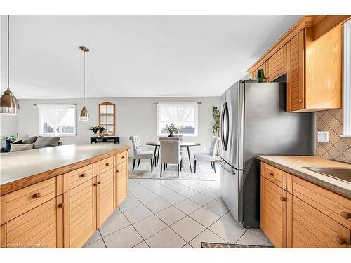 1889 Haldimand Road 17, Cayuga, ON - Indoor Photo Showing Kitchen