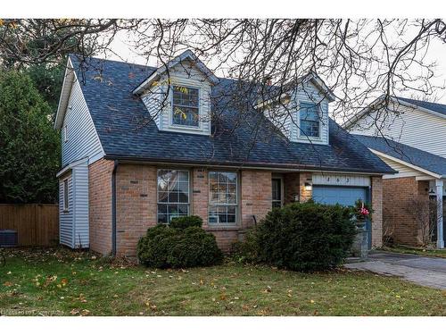 463 Knightsbridge Crescent, Ancaster, ON - Outdoor