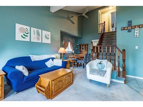 463 Knightsbridge Crescent, Ancaster, ON - Indoor Photo Showing Living Room