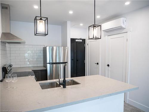 1-284 James Street N, Hamilton, ON - Indoor Photo Showing Kitchen With Double Sink With Upgraded Kitchen