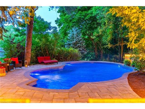 138 Uphill Court, Ancaster, ON - Outdoor With In Ground Pool With Backyard