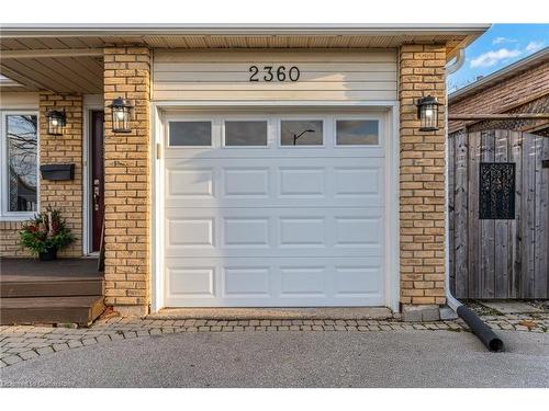 2360 Malcolm Crescent, Burlington, ON - Outdoor