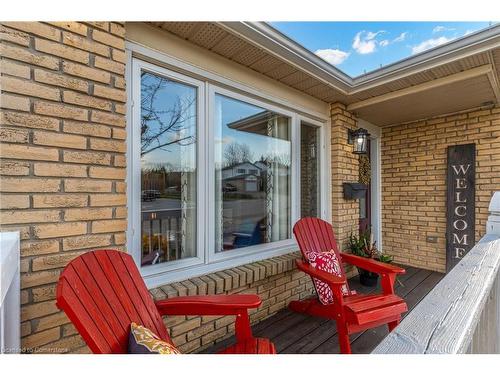 2360 Malcolm Crescent, Burlington, ON - Outdoor With Deck Patio Veranda With Exterior