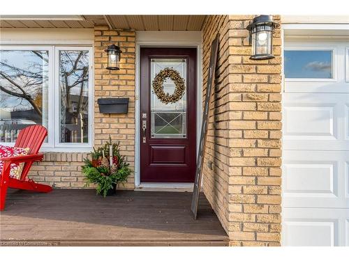 2360 Malcolm Crescent, Burlington, ON - Outdoor