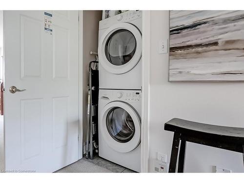 1069 Beach Boulevard, Hamilton, ON - Indoor Photo Showing Laundry Room