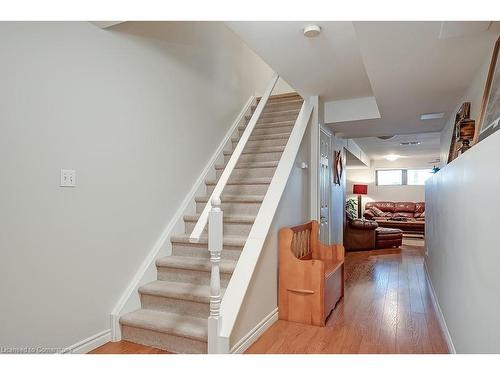 1069 Beach Boulevard, Hamilton, ON - Indoor Photo Showing Other Room