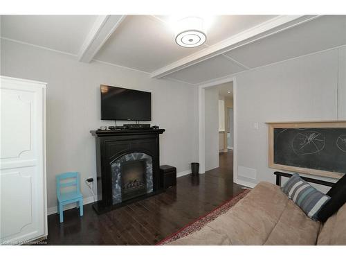 865 Shadeland Avenue, Burlington, ON - Indoor Photo Showing Living Room With Fireplace