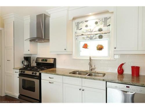 865 Shadeland Avenue, Burlington, ON - Indoor Photo Showing Kitchen With Double Sink