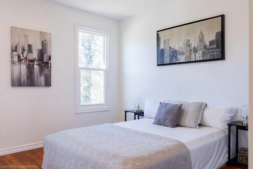 536 James Street N, Hamilton, ON - Indoor Photo Showing Bedroom