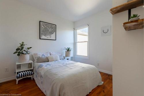 536 James Street N, Hamilton, ON - Indoor Photo Showing Bedroom