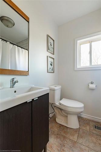 536 James Street N, Hamilton, ON - Indoor Photo Showing Bathroom