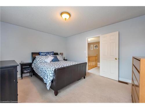 2391 Curtis Road, Burlington, ON - Indoor Photo Showing Bedroom