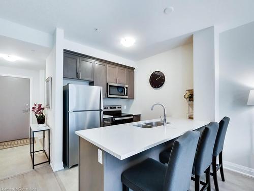 238-16 Concord Place, Grimsby, ON - Indoor Photo Showing Kitchen With Double Sink