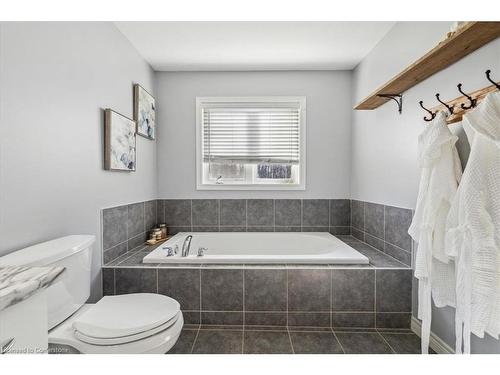 127 Kinsman Drive, Binbrook, ON - Indoor Photo Showing Bathroom