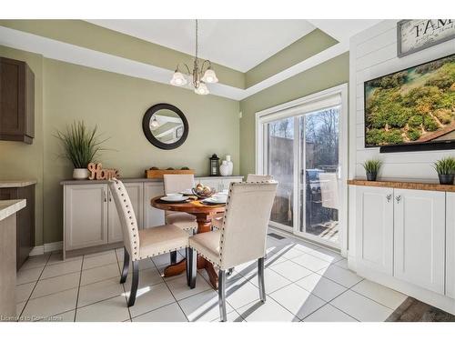 127 Kinsman Drive, Binbrook, ON - Indoor Photo Showing Dining Room