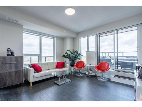 1907-3220 William Coltson Avenue, Oakville, ON - Indoor Photo Showing Living Room