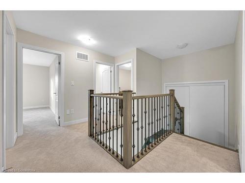 22 Sundin Drive, Caledonia, ON - Indoor Photo Showing Other Room